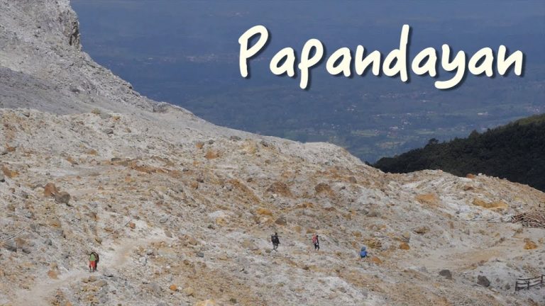 Ajak Anak Naik Gunung Papandayan