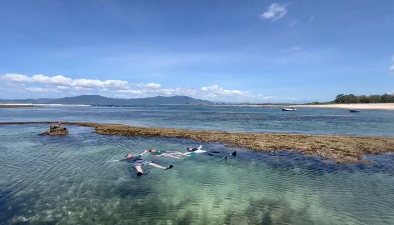 Pantai Lakey_ajakanak